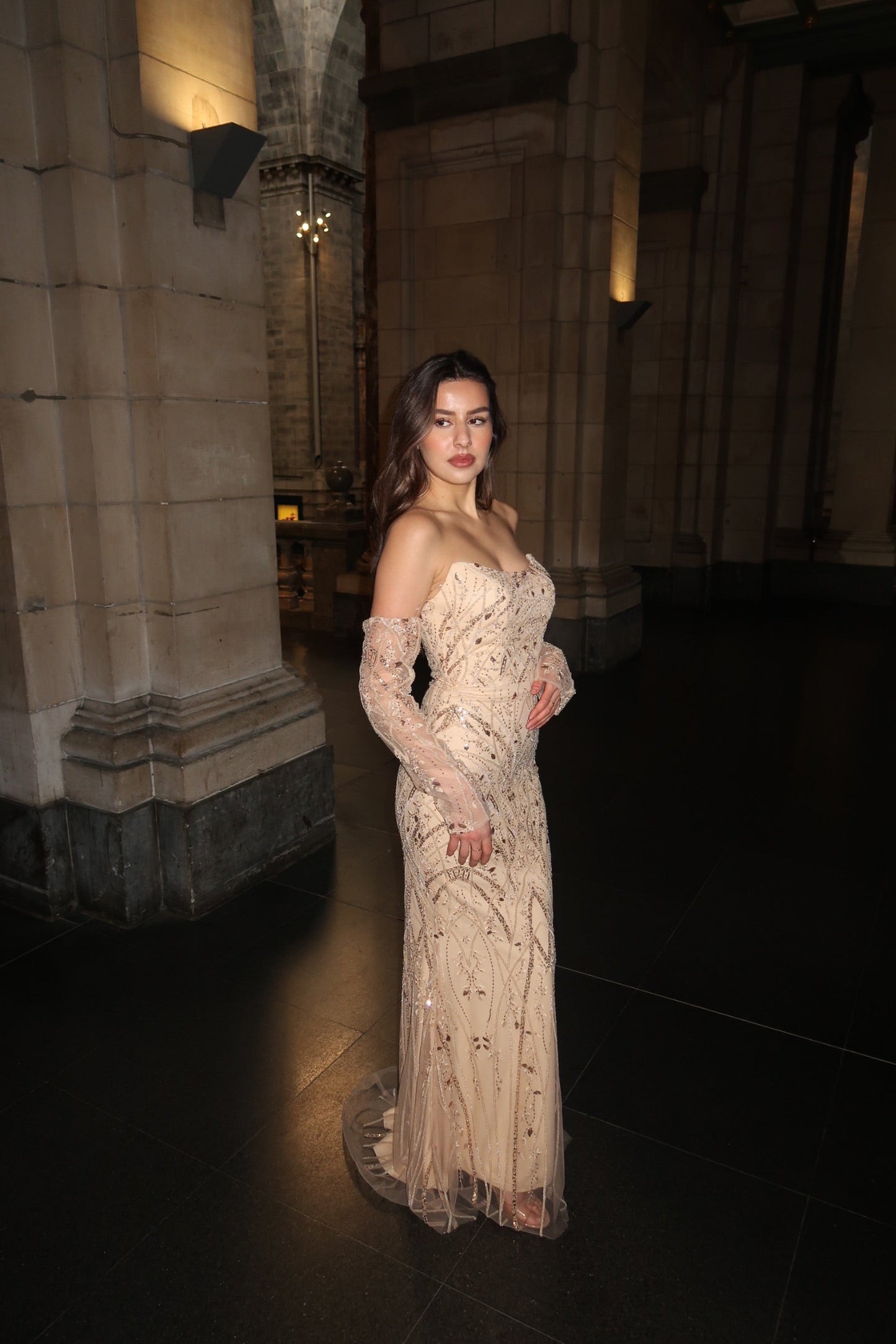 The Elida dress gold