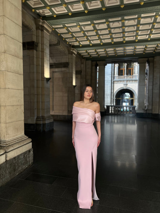 The Dilara dress soft pink