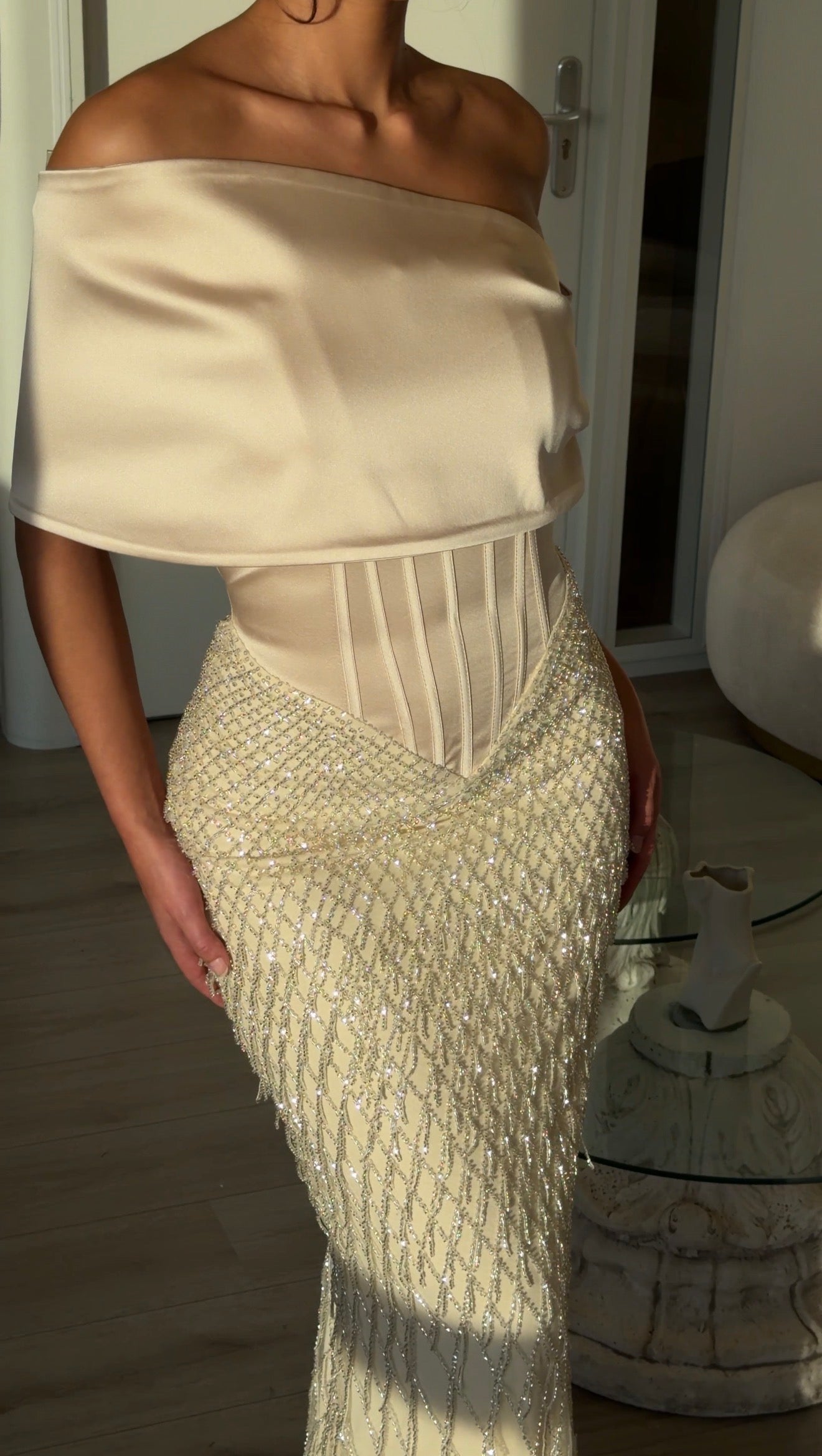 The Desna dress beige