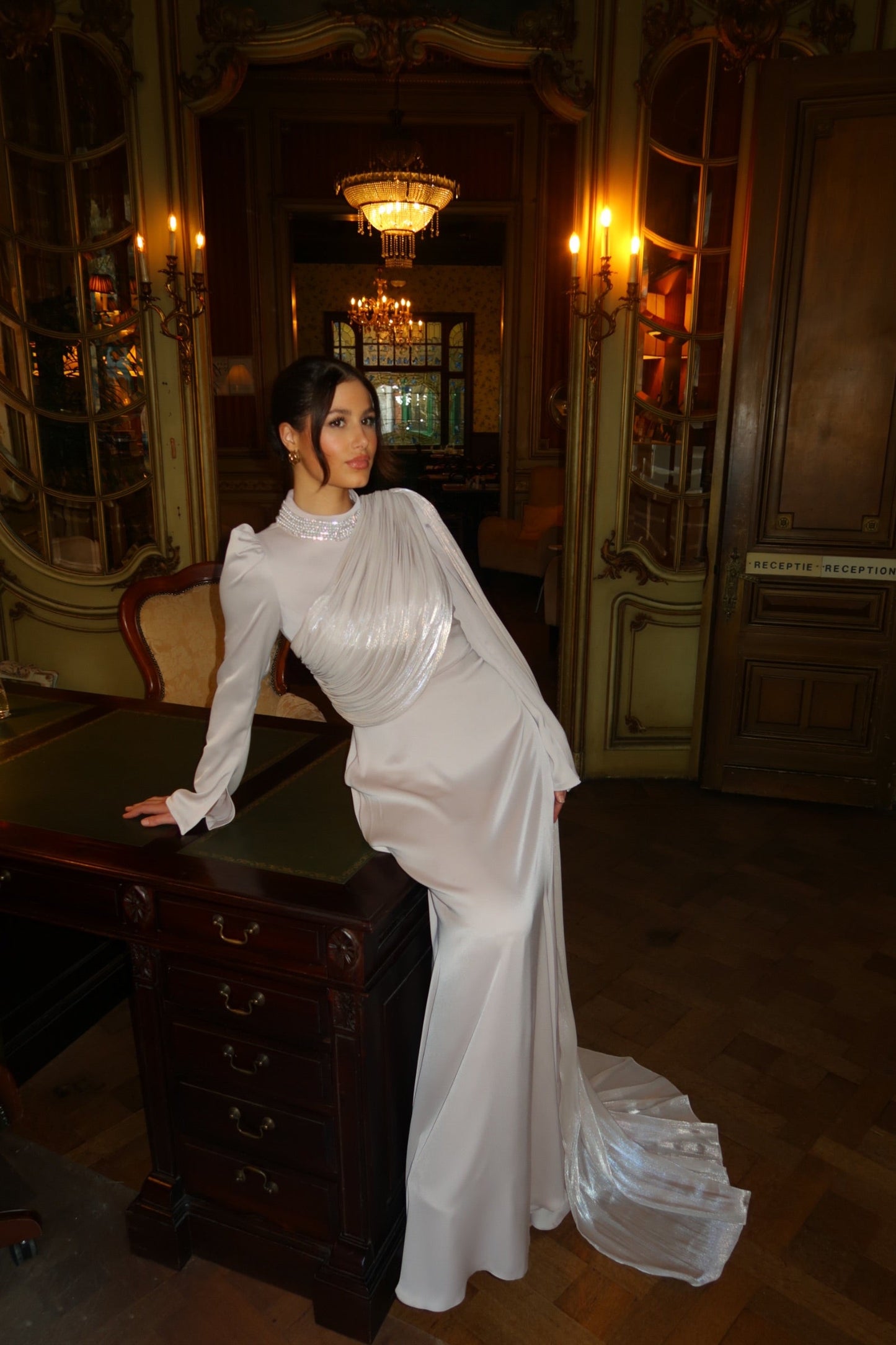 The Dua dress beige
