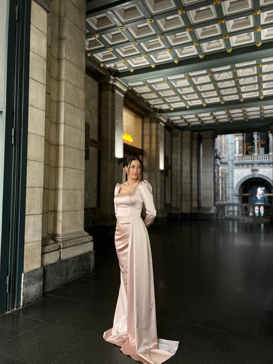 The Melina dress soft pink