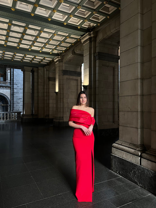 The Dilara dress red