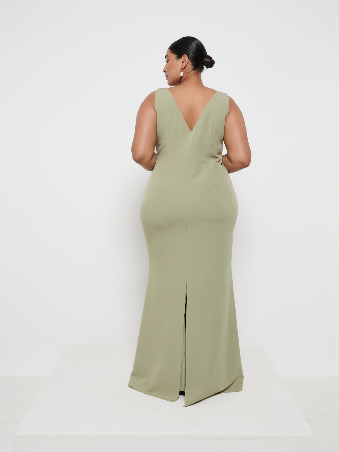 Esmee Crepe Maxi Bridesmaid Dress Curve - Olive
