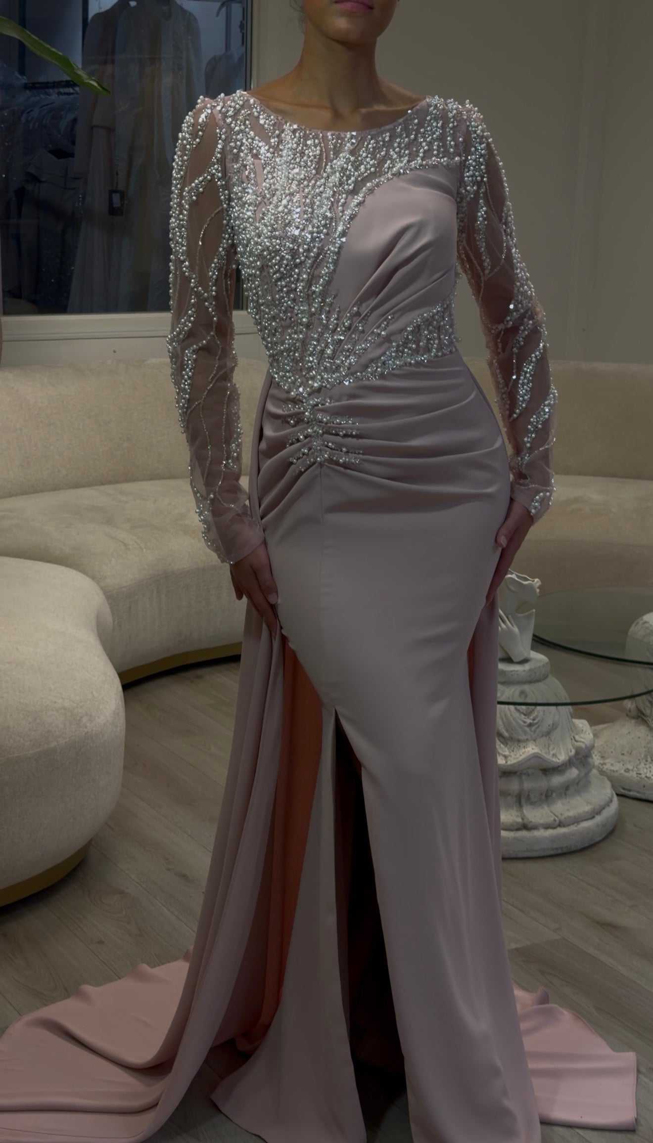 The Nevra dress soft pink
