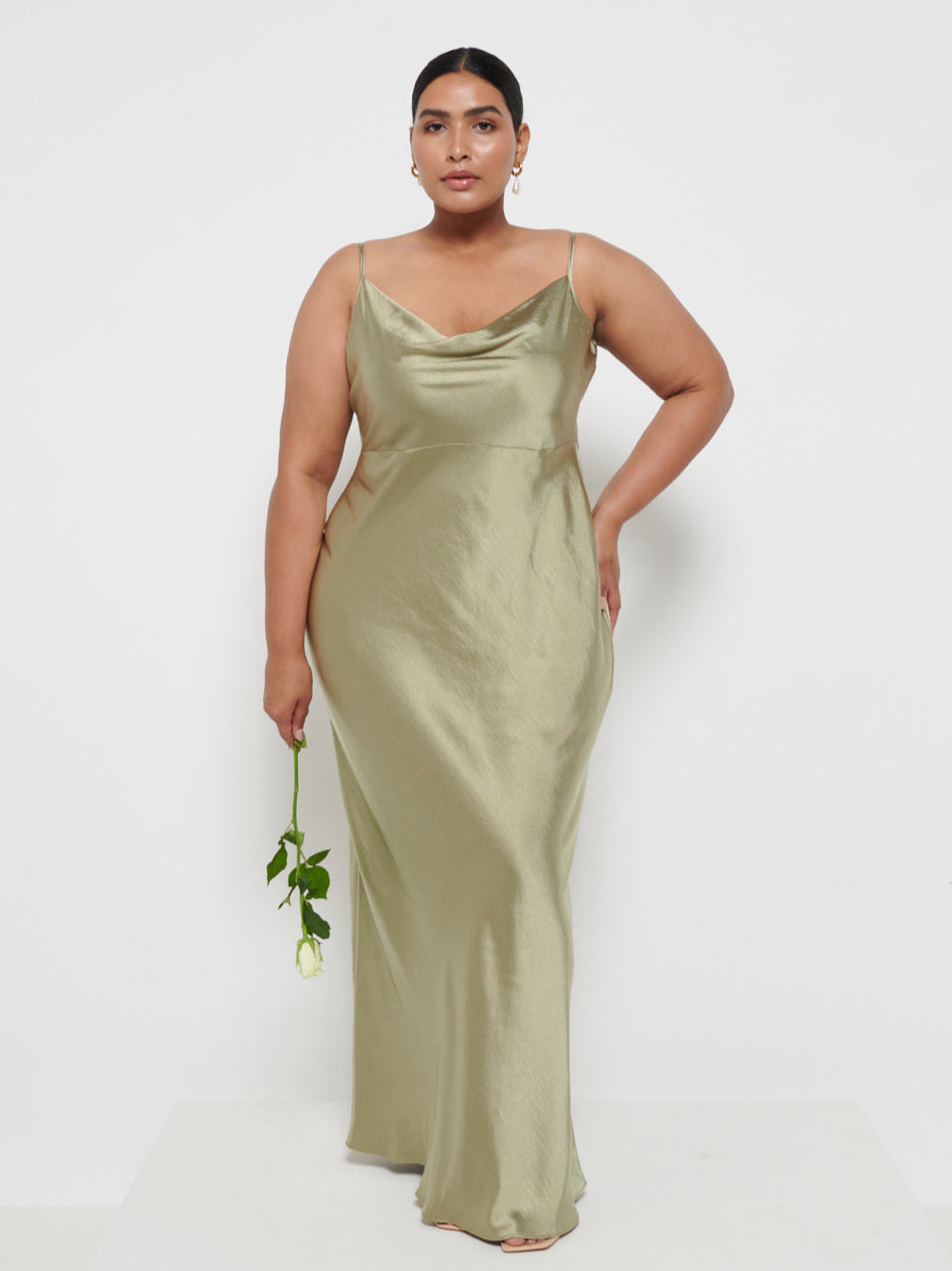 Keisha Maxi Bridesmaid Dress Curve - Matte Olive