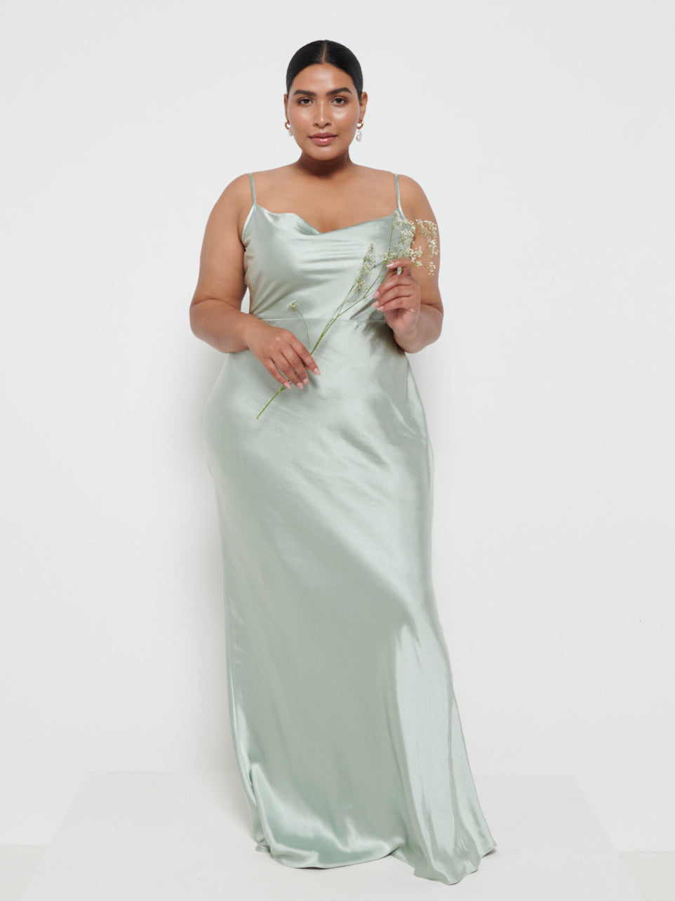 Keisha Maxi Bridesmaid Dress Curve - Matte Sage