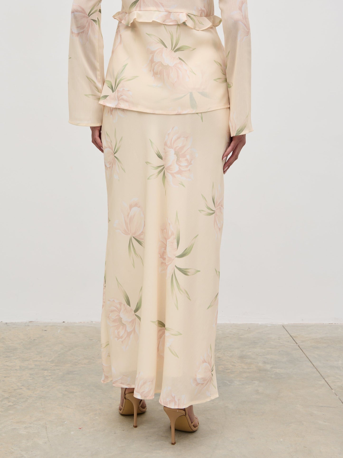 Leoni Maxi Skirt - Cream Floral