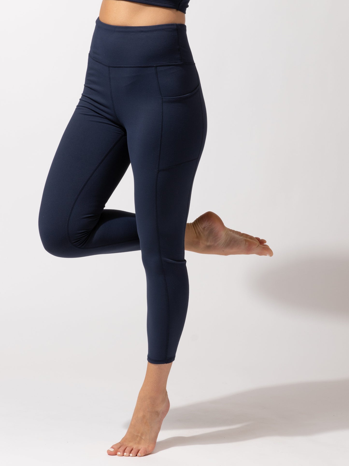 Comfort Fit Ankle Length Pocket Legging