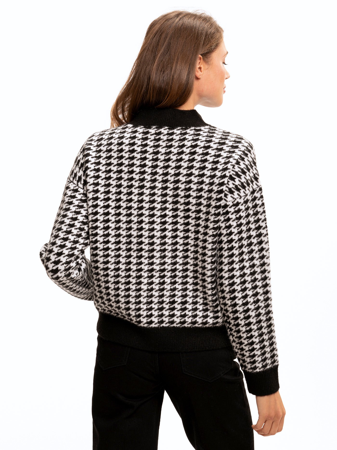 Elexia Houndstooth Sweater