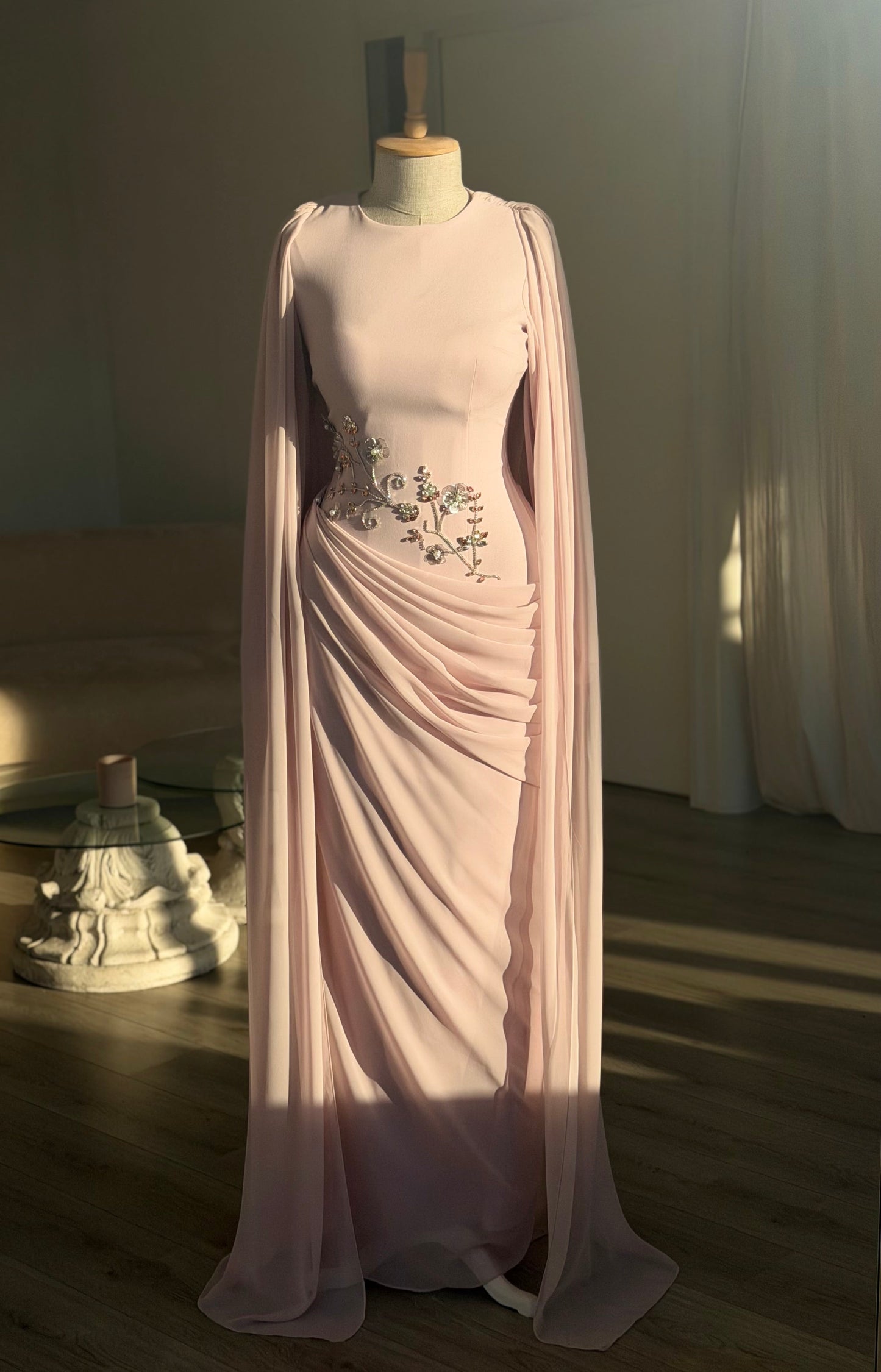 The Zehra dress burgundy soft pink