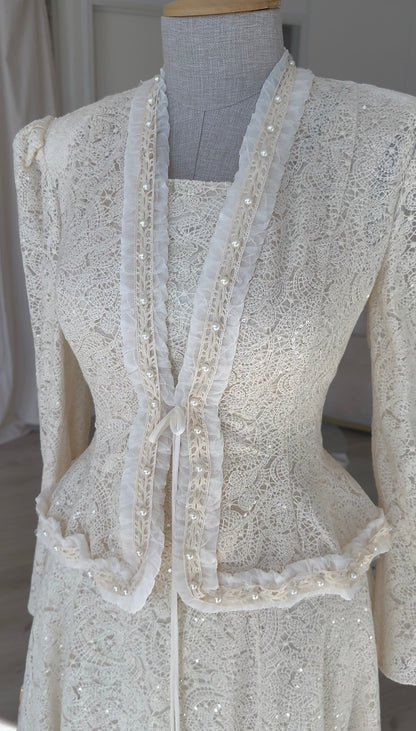 The Elza suit