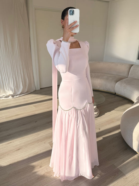 The Amoza dress soft pink