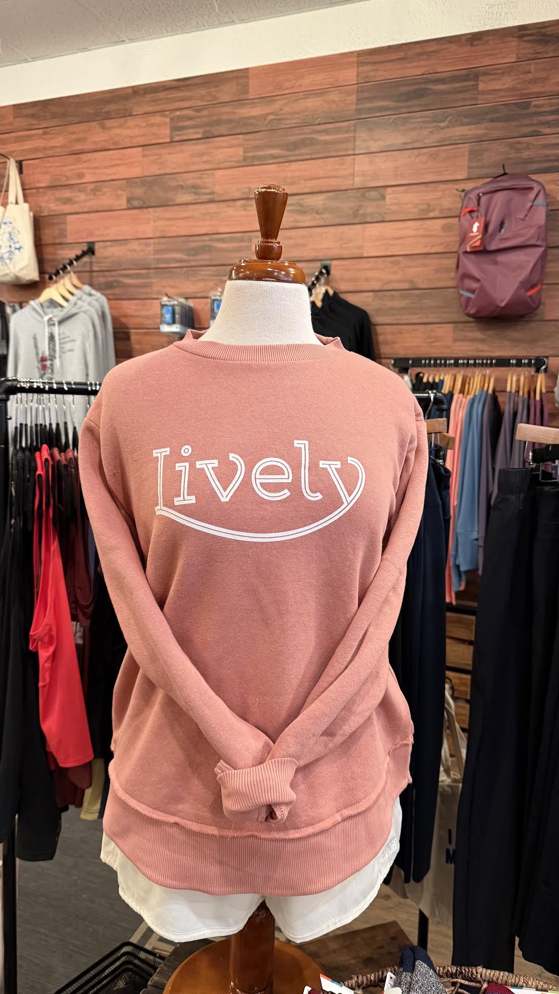 Lively Logo Long Crew | Pink
