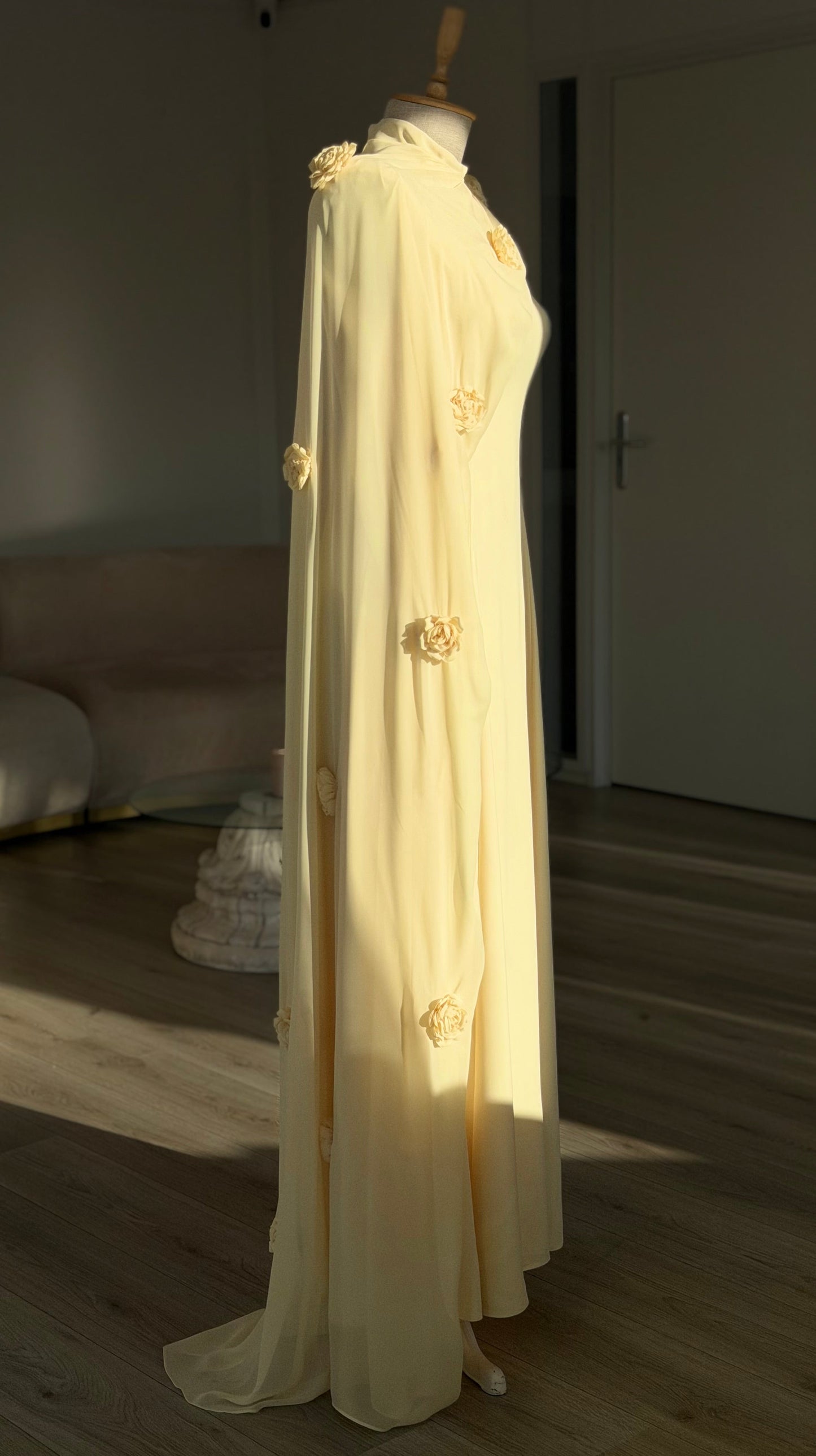 The Iris dress butter yellow