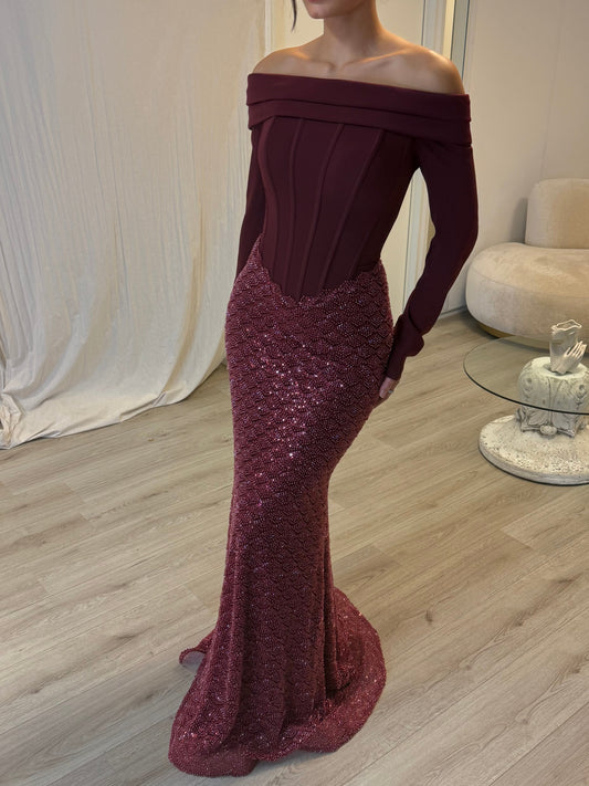 The Elaya dress burgundy