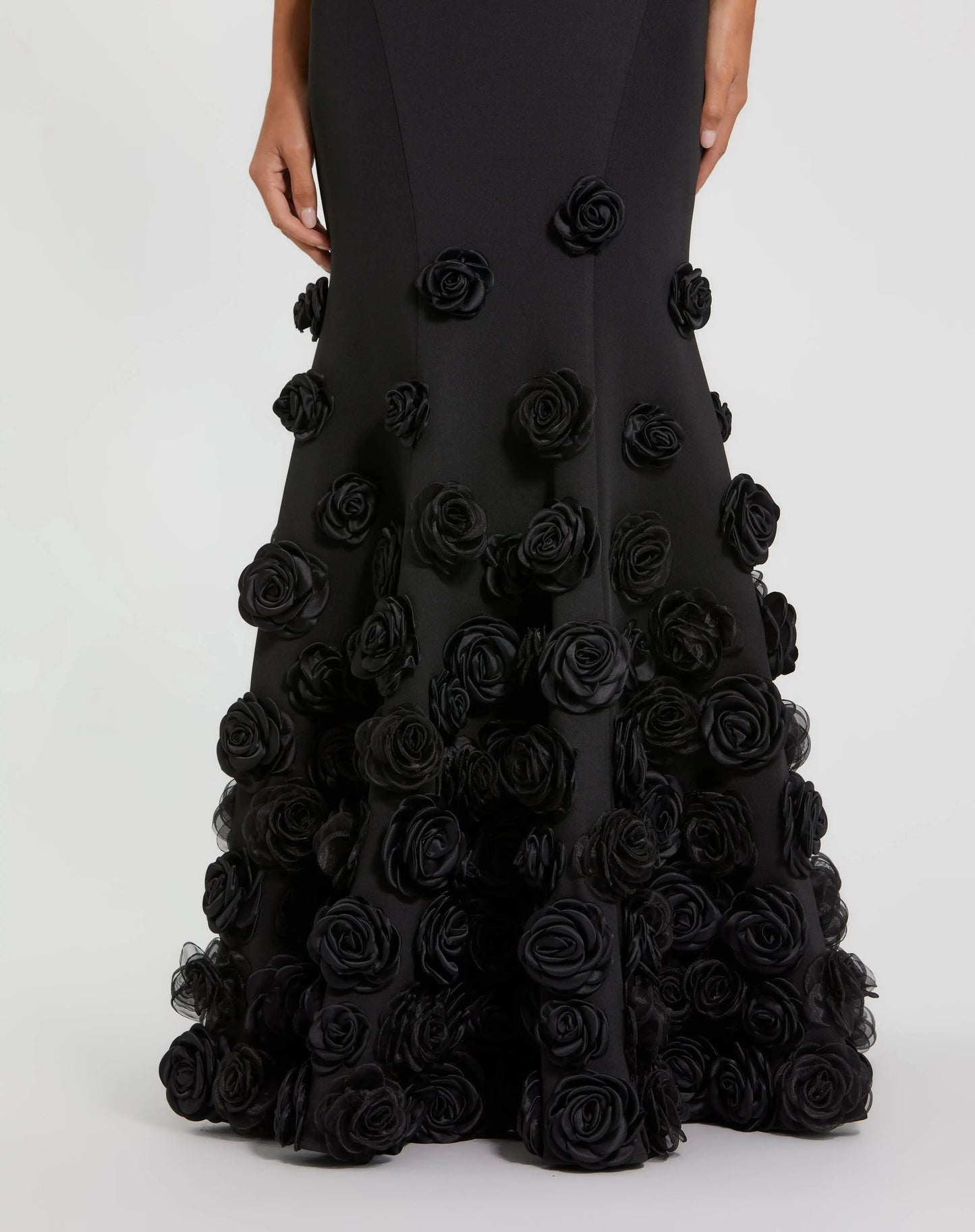 Black Sleeveless Mermaid Gown With 3D Floral Hem