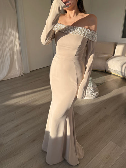 The Elvesa dress beige
