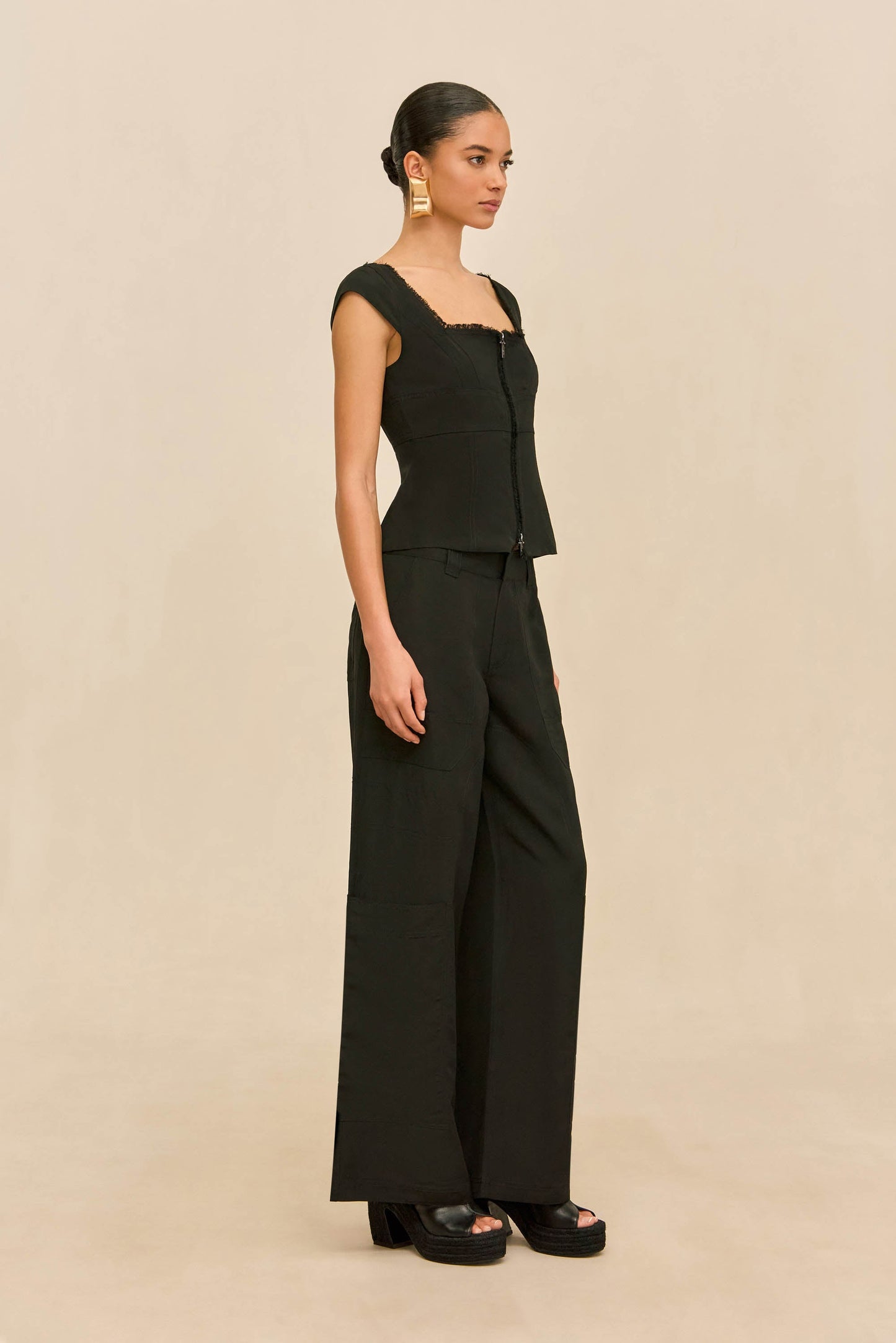 CELESTIA TOP - BLACK