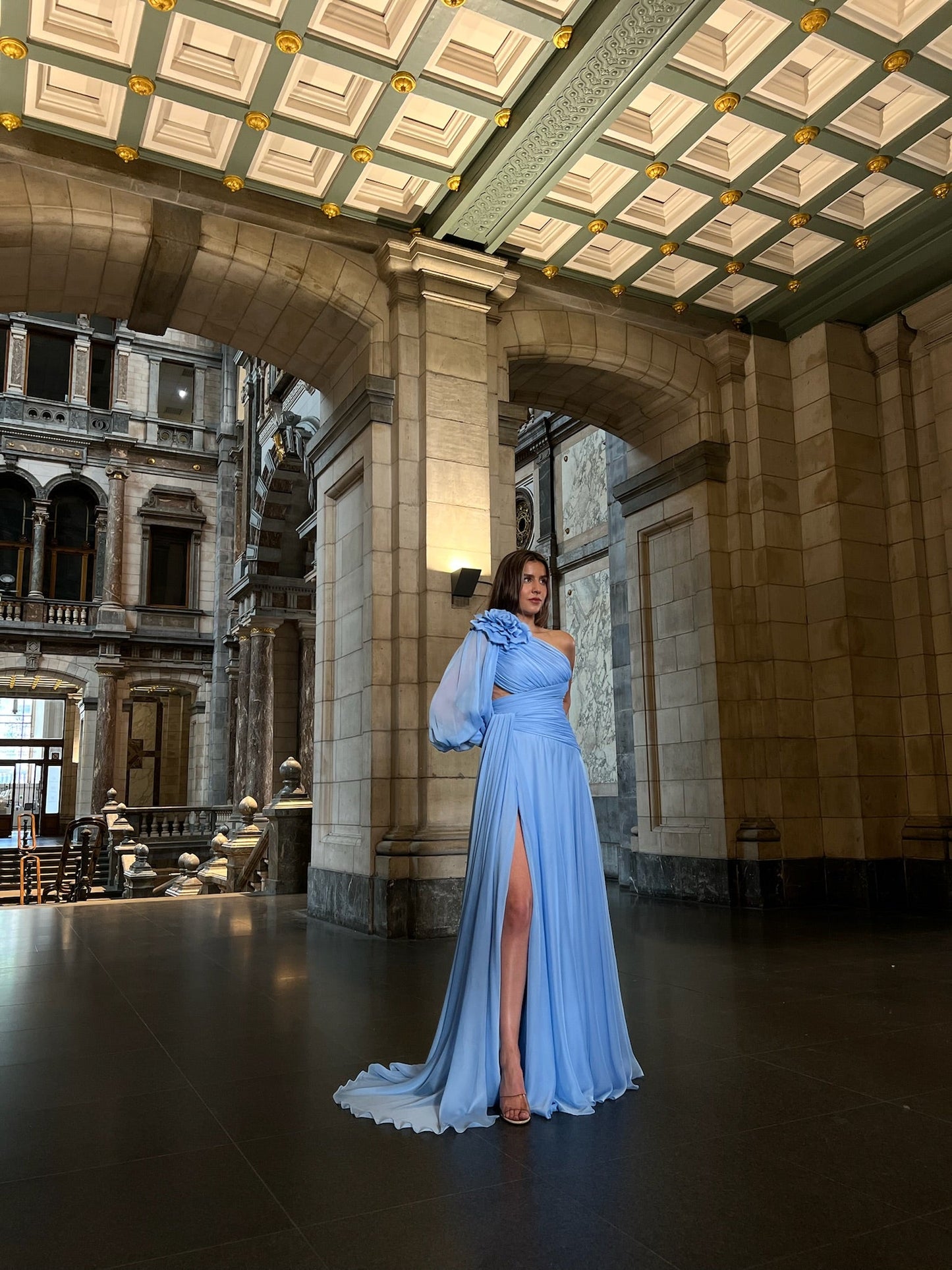 The Hira dress babyblue