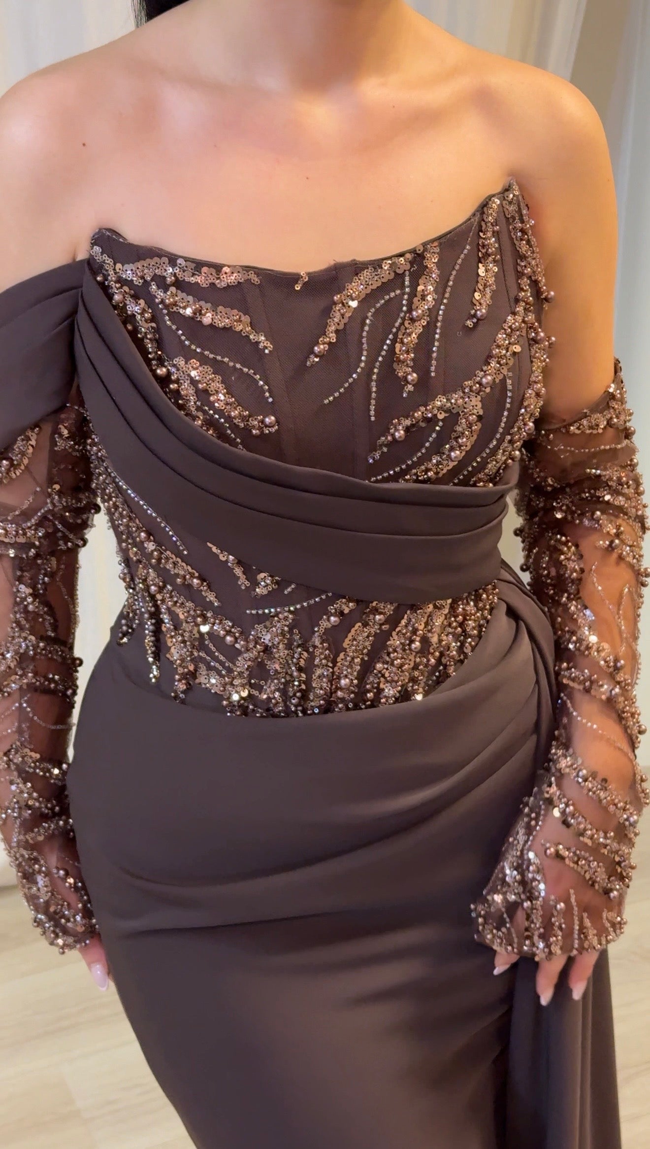 The Elanur dress brown