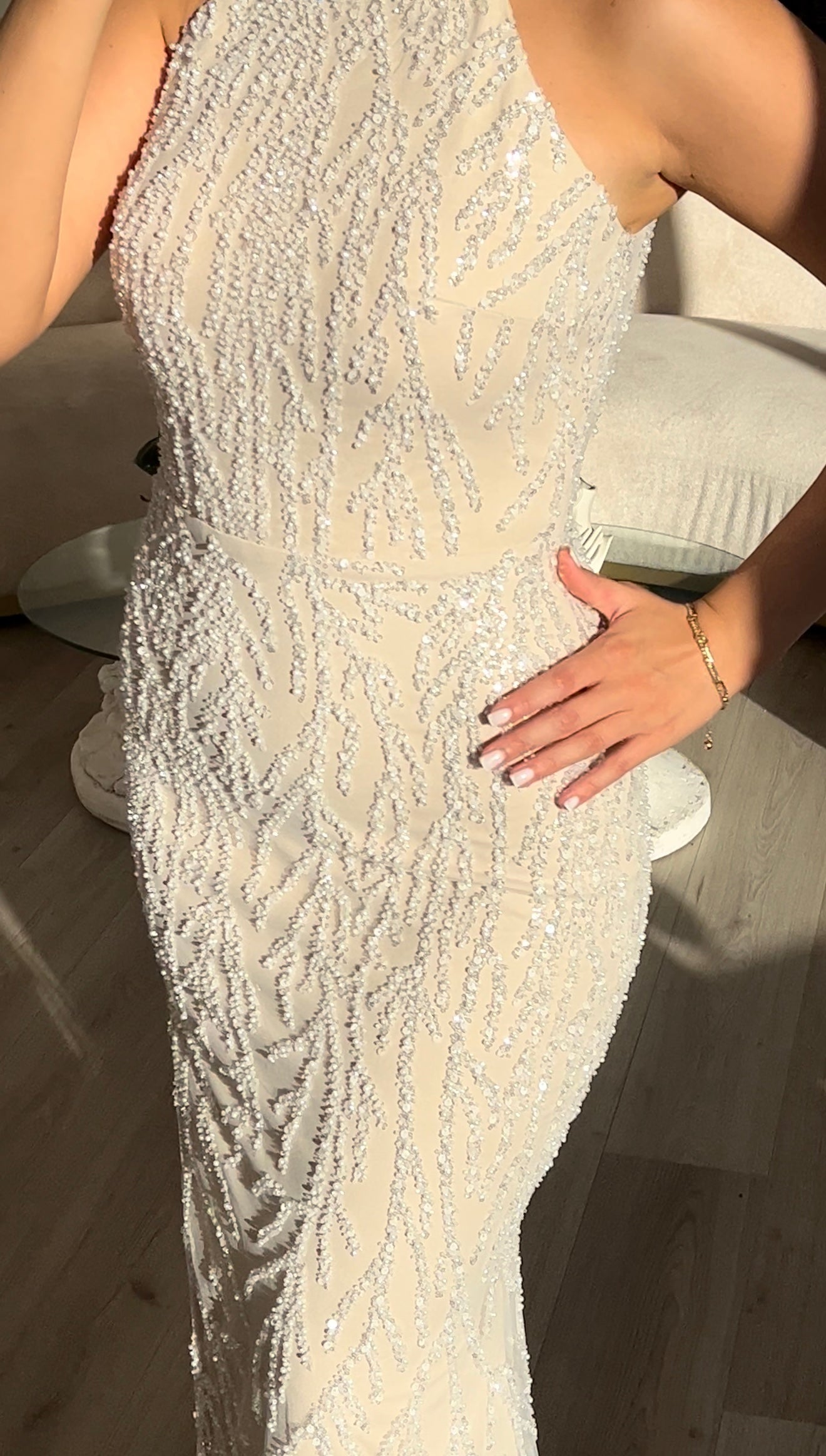 The Esila dress beige