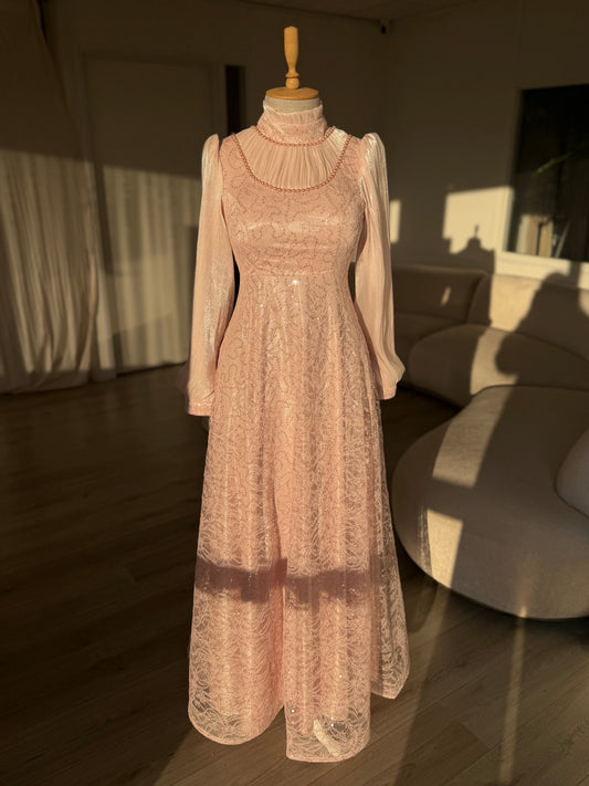 The Mislina dress soft pink