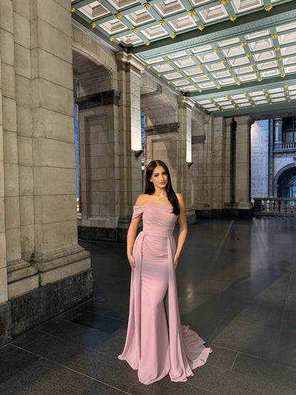 The Elvana dress soft pink