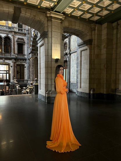 The Hira dress orange