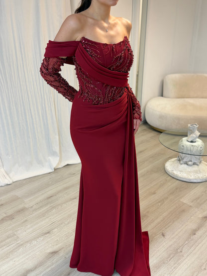 The Elanur dress burgundy