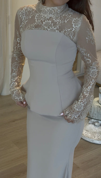 The Adelya dress beige