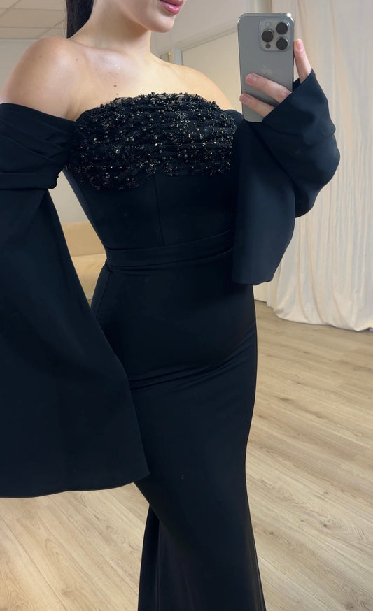 The Nara dress black