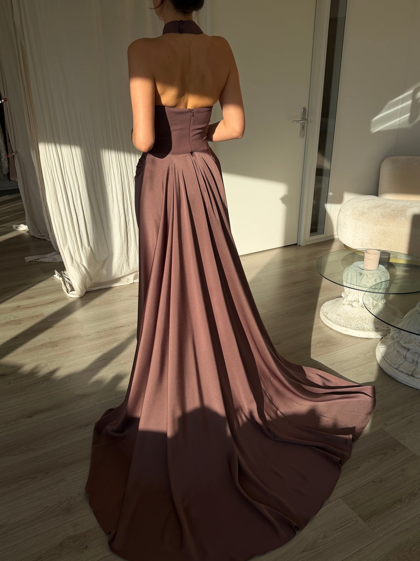 The Asina dress brown