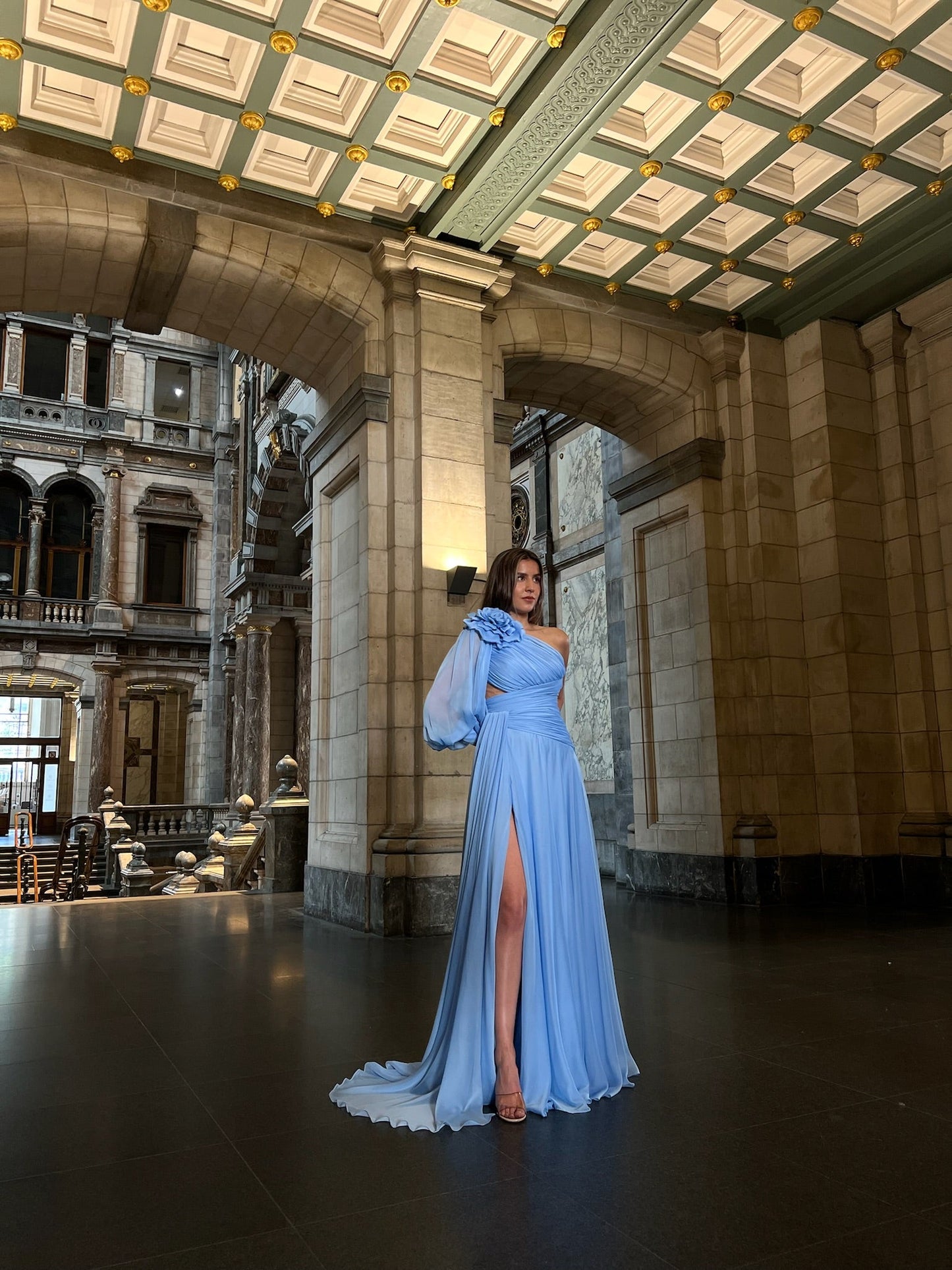 The Hira dress babyblue