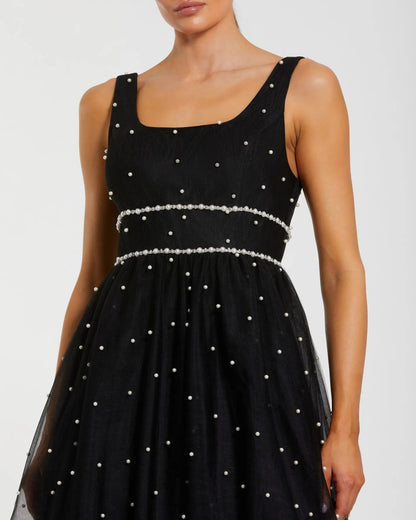 Black Pearl Embellished Tulle Sleeveless Ball Gown