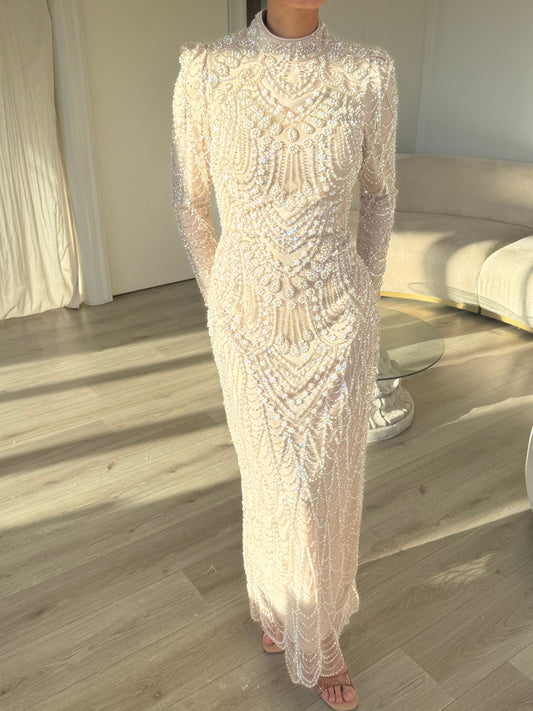 The Berla dress beige