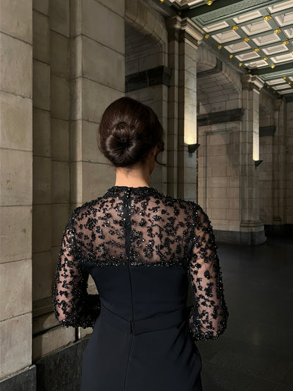 The Darla dress black