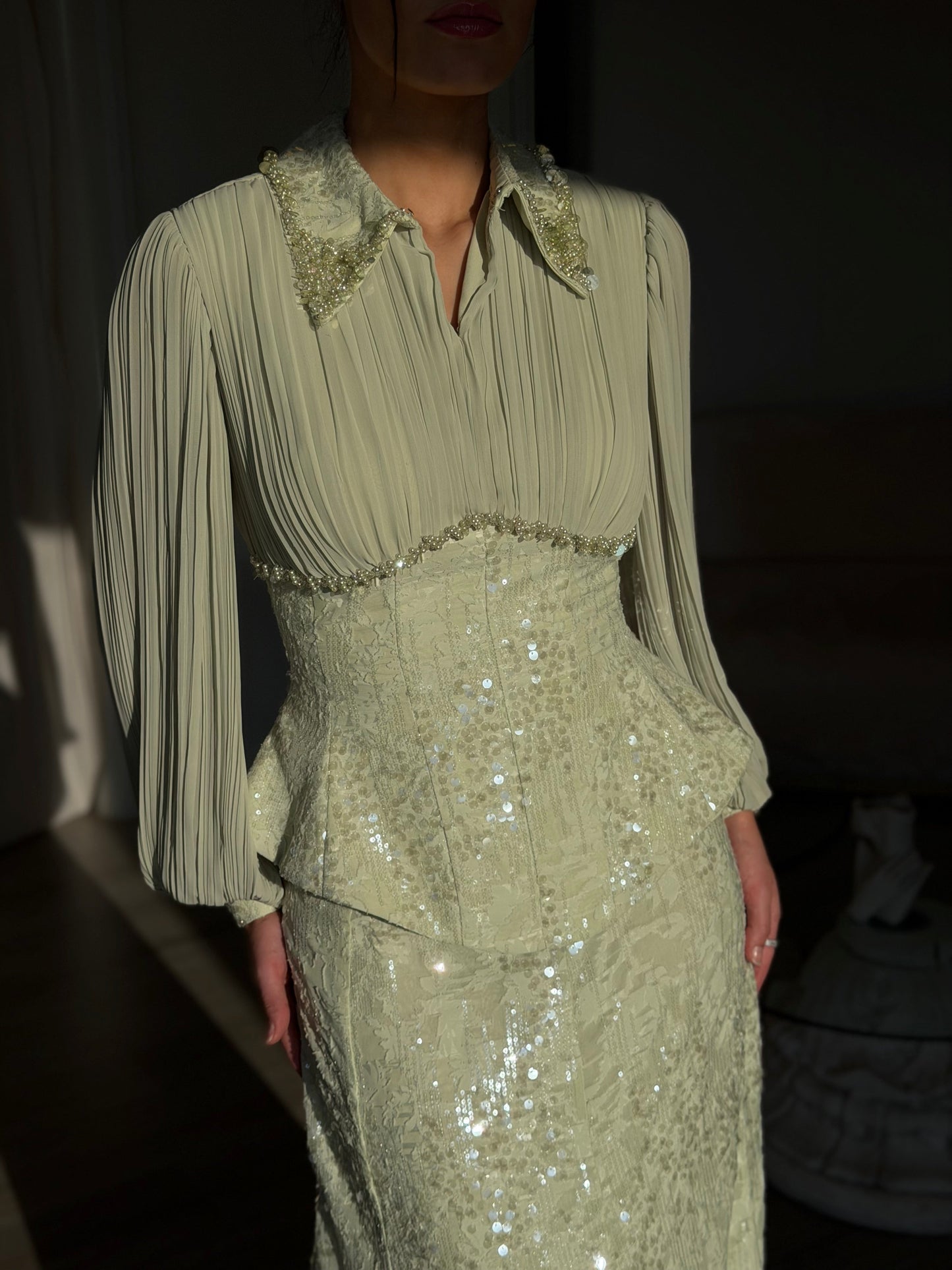 The Elara suit green