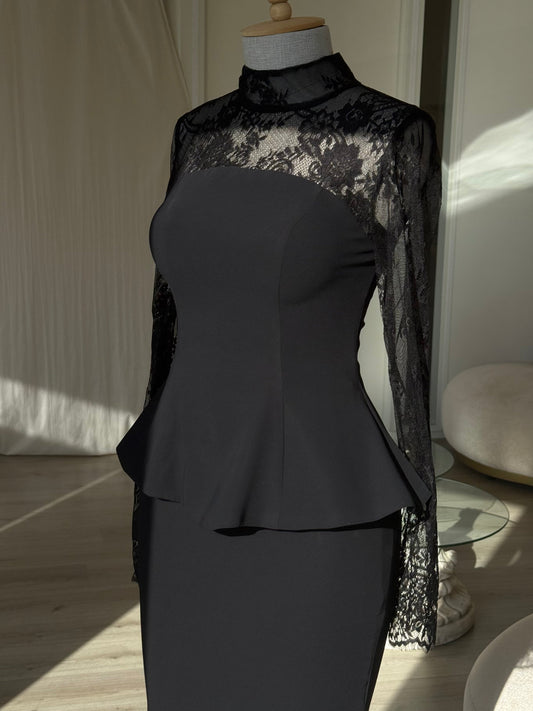 The Adelya dress black
