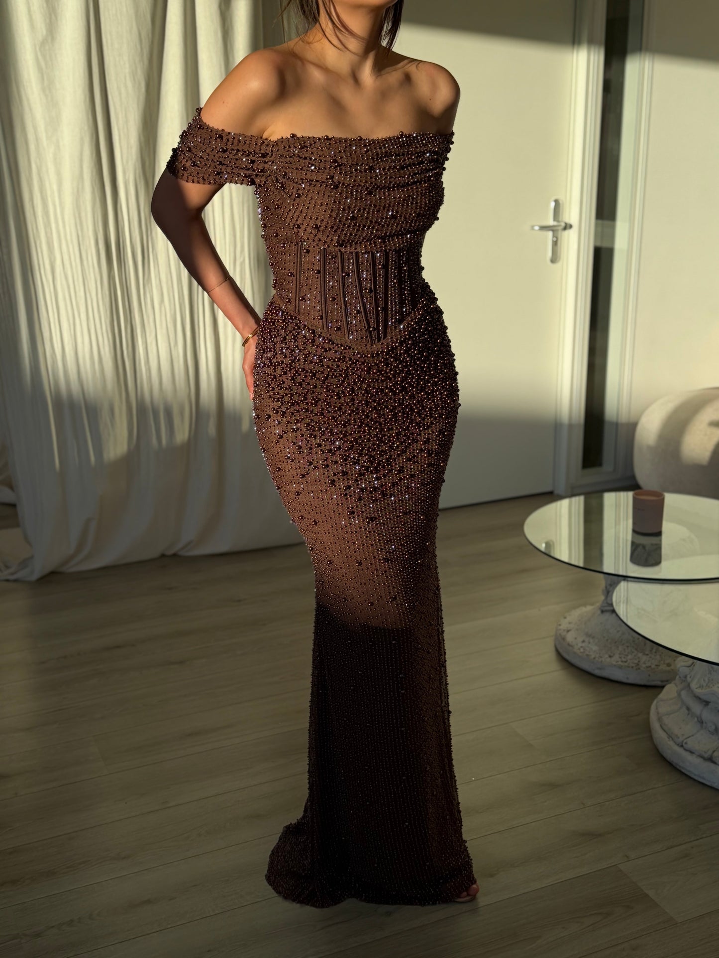 The Elira dress brown