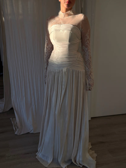 The Alera dress beige