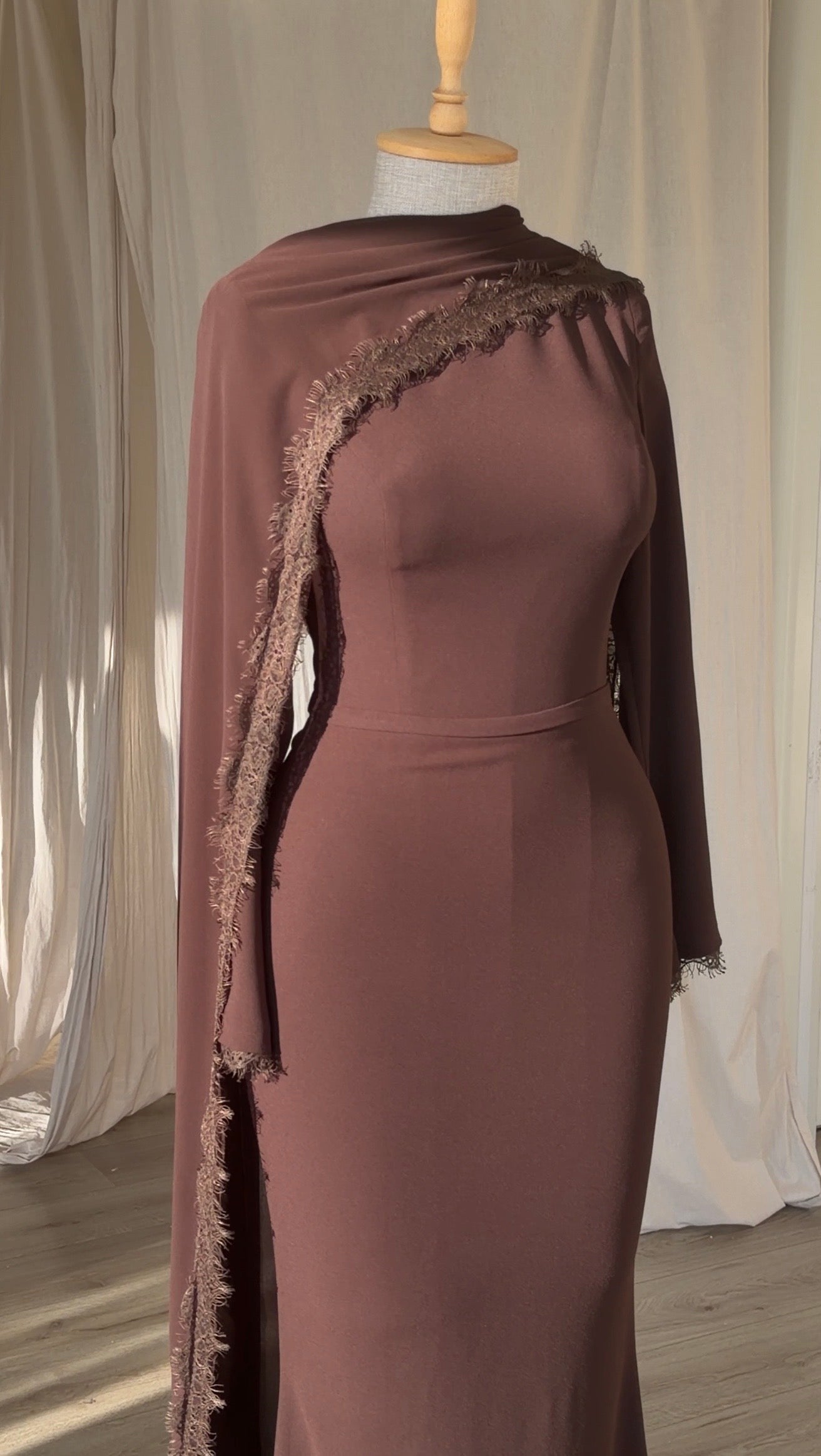 The Lamera dress brown