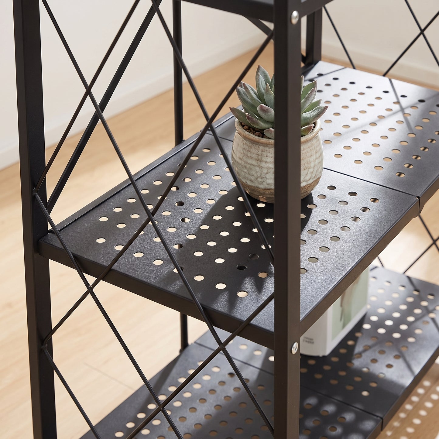 Space‑Saving Foldable Metal Shelving Unit, Freestanding Storage Rack with Lockable Rolling Casters
