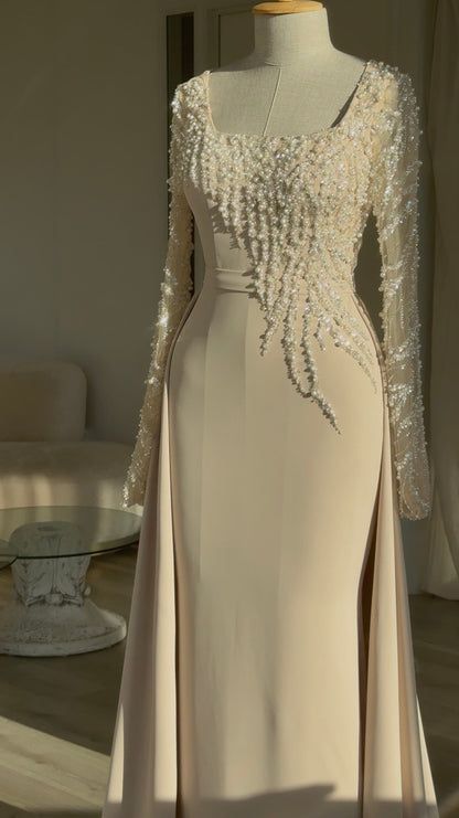 The Zeyna dress beige