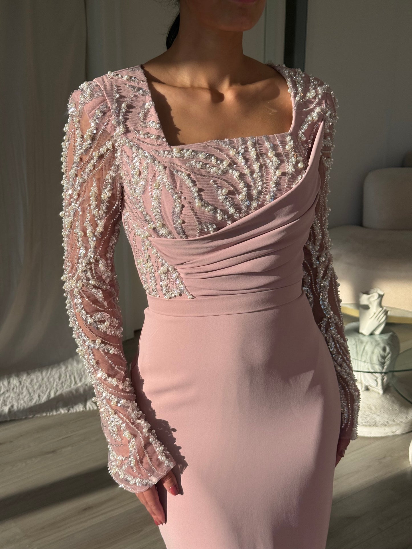 The Evona midi dress soft pink
