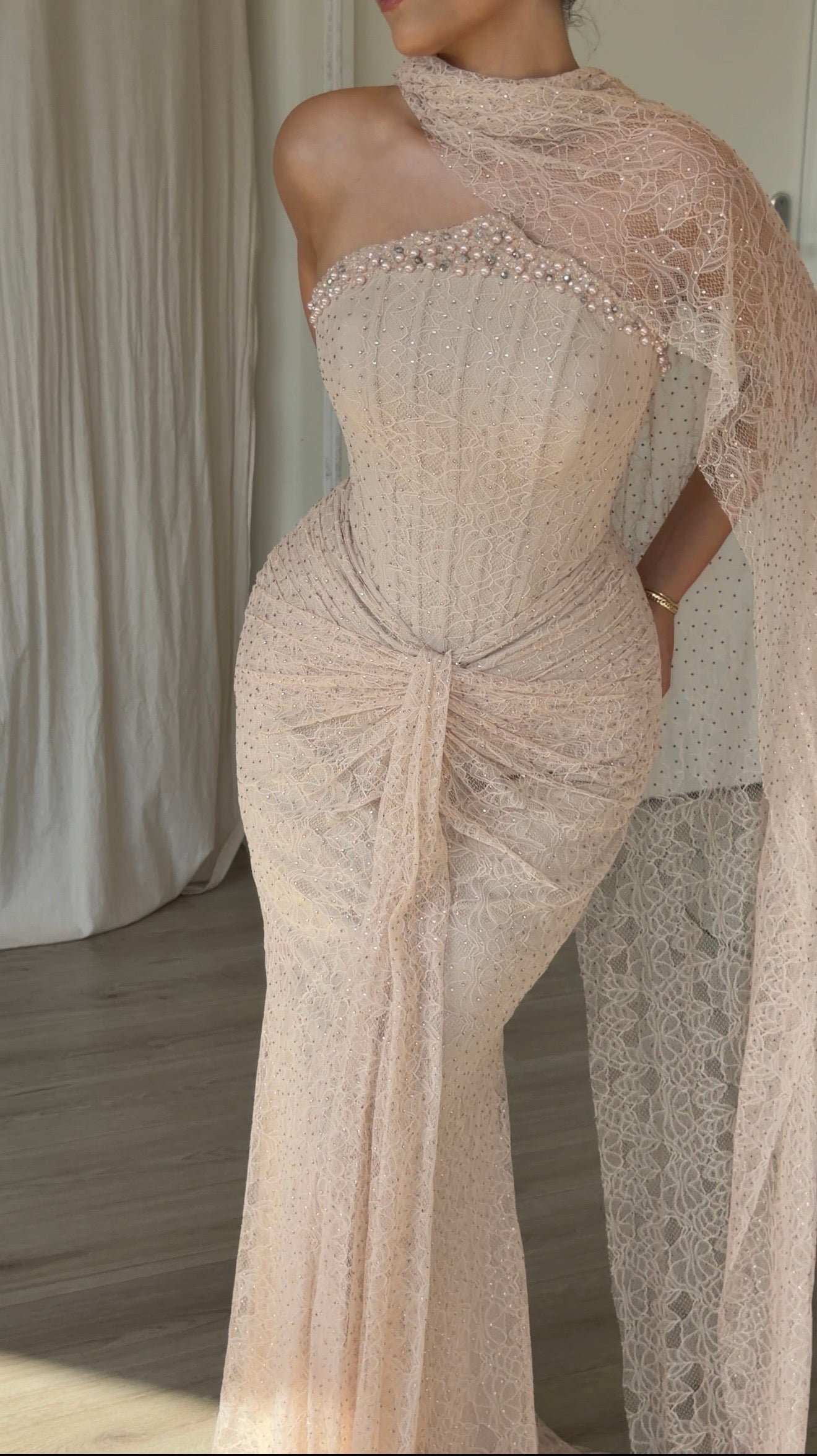 The Alina dress