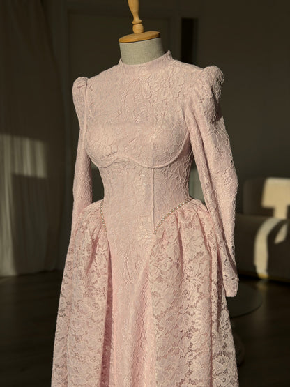 The Lori dress soft pink