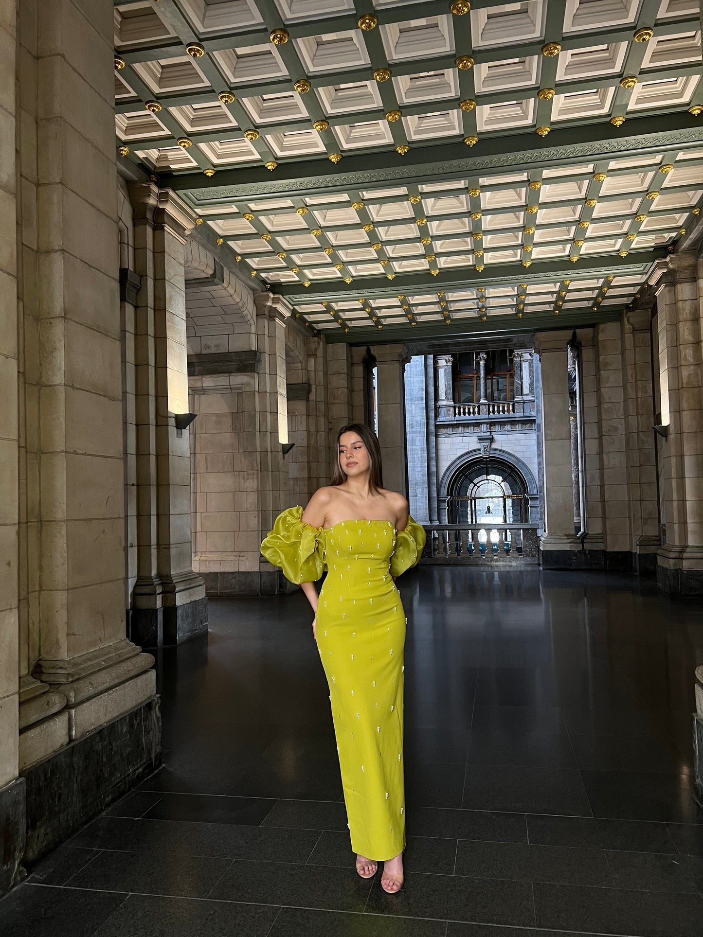The Marilyn dress olive