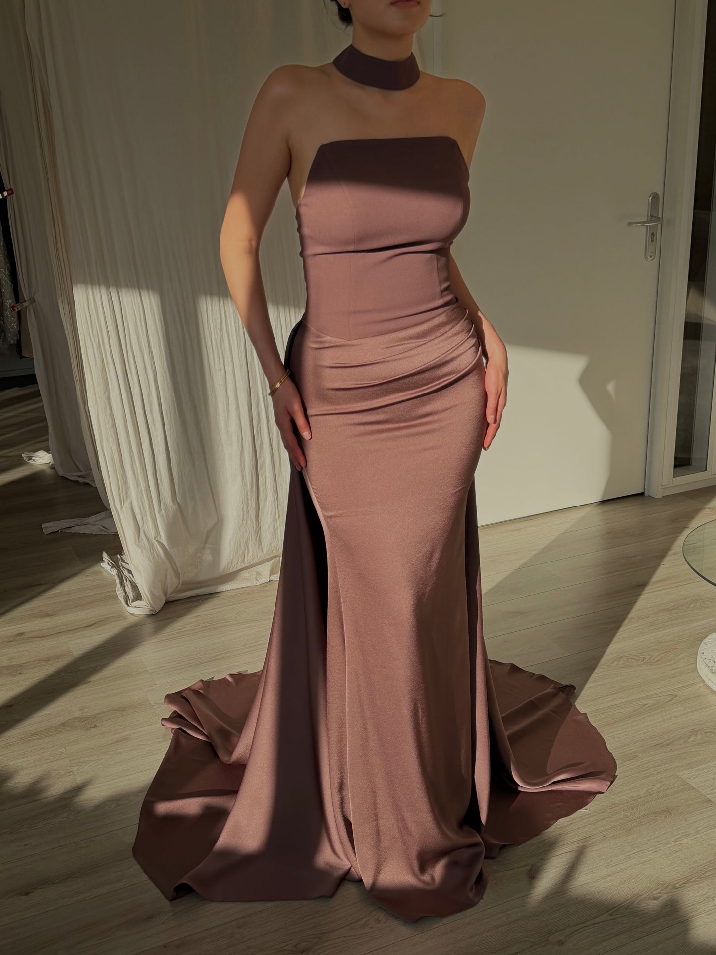 The Asina dress brown