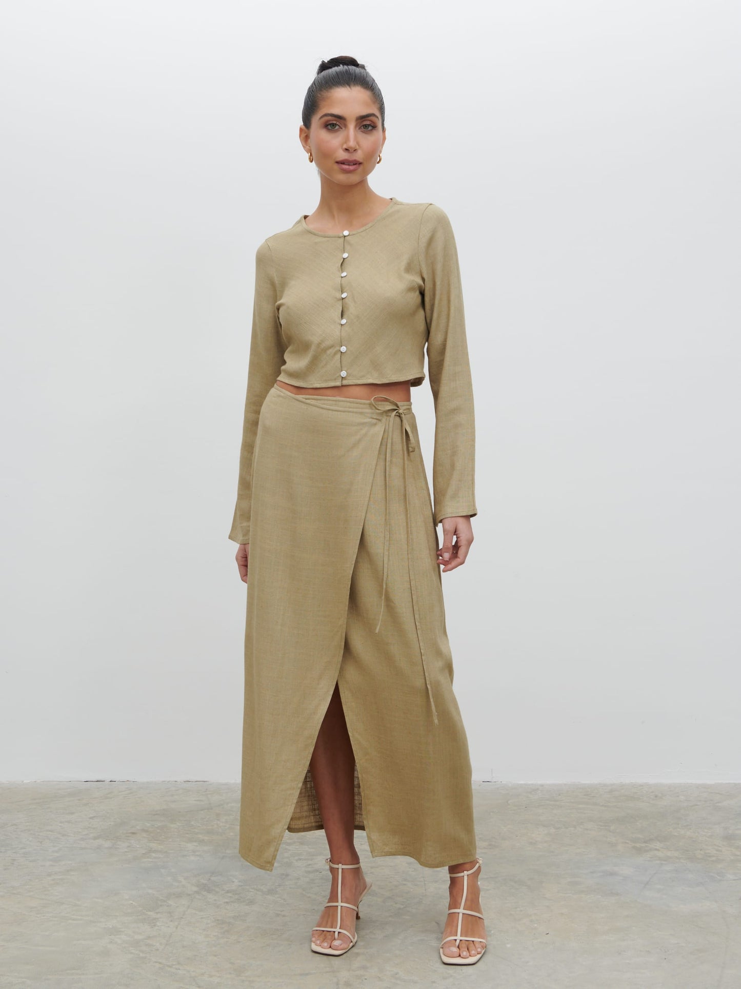Abigail Button Front Linen Blouse - Olive