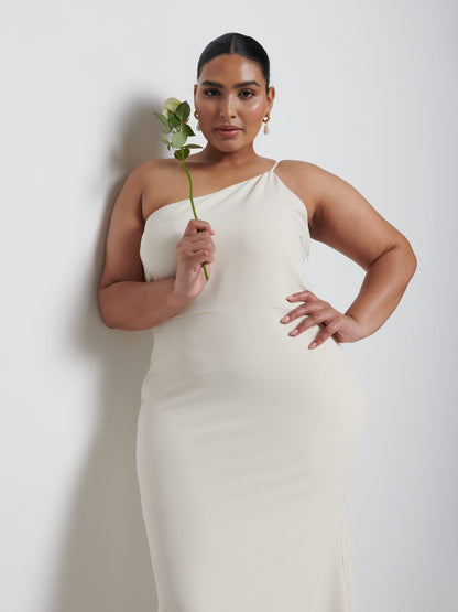 Amelia Crepe Maxi Bridesmaid Dress Curve - Champagne